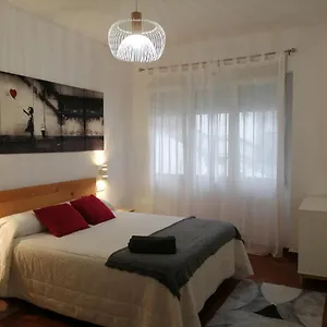 https://piso-luminoso-amplio-y-tranquilo-en-casco-viejo.bilbaohotelsspain.com